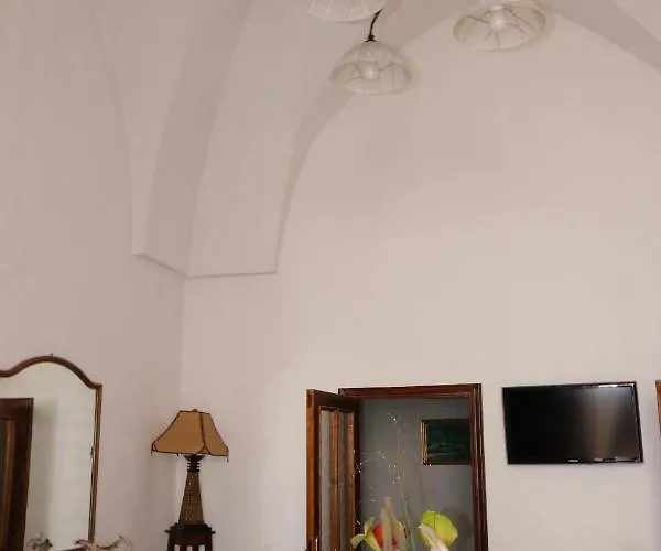 Alojamento de Acomodação e Pequeno-almoço Casa Antica *