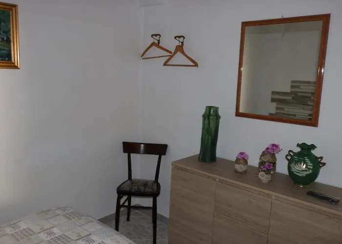Alojamento de Acomodação e Pequeno-almoço Casa Antica